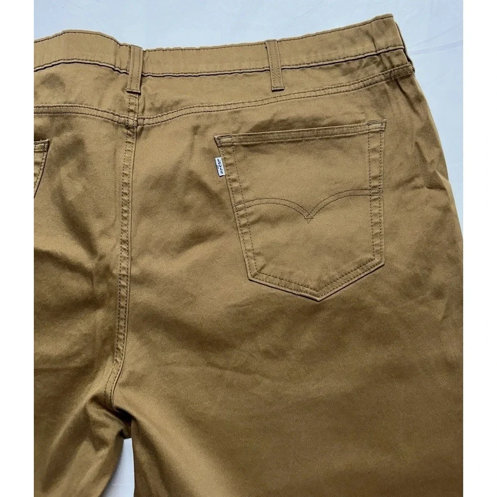 Levi's 541 Athletic Taper Pants Mens 50x32 Brown Khaki Chino Twill WaterLess